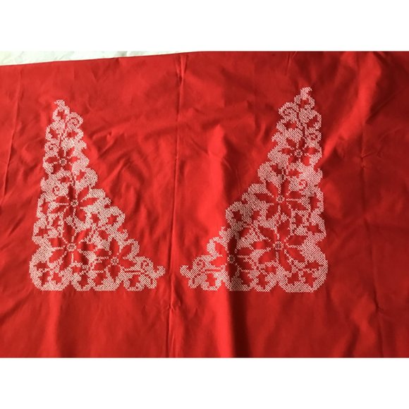 Vtg Handmade Embroidered Tablecloth 5 Matching Napkins Red White 86” x 59” - Picture 4 of 5